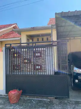 Di kontrakkan atau di sewakan rumah
