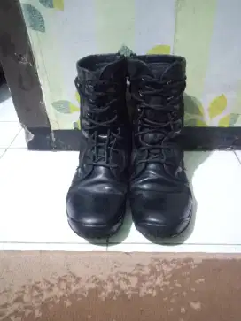 Sepatu Satpam PDL