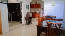 Dijual Lokasi Strategis Rumah Hook 2 Lantai, Cimahi