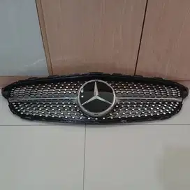 Grill Mercy Model Diamond C250 W205 2014 - 2018
