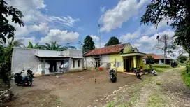 Dijual Murah Rumah dan Tempat Usaha di Perkampungan Purwakarta