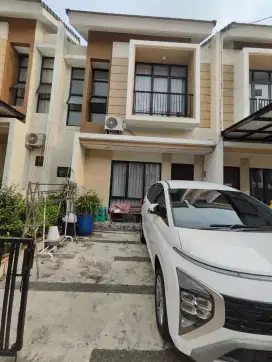 Di jual rumah casa arjuna pamulang