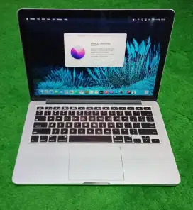 Macbook Pro 2015 i7 6/256 Silver mulus murah