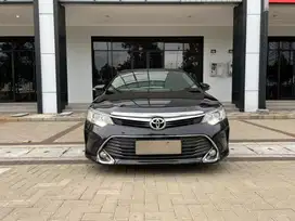 Toyota Camry V 2016