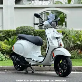 PIAGGIO VESPA SPRINT S 150 IGET ABS LED TAHUN 2024 PERFECT CONDITION