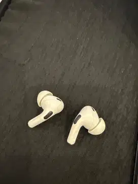 Airpods pro tidak ada casing masih bagus