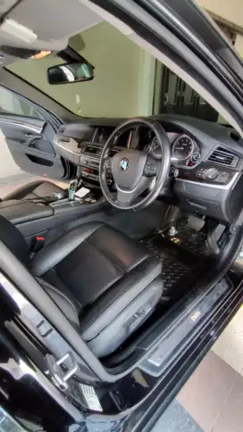 Dijual mobil bmw mewah