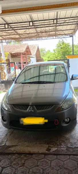 Mitsubishi grandis gls 2,4 at