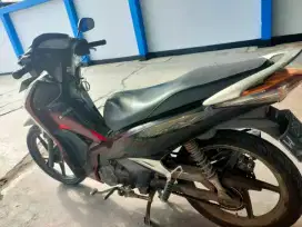 Honda supra X helm in 2013
