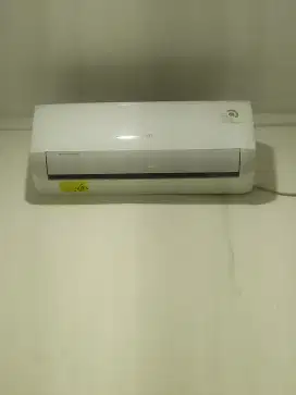 Dijual AC Sharp Bekas