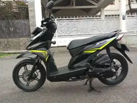 HONDA BEAT CBS TAHUN 2017 KM 22 RB ASLI BEKAS SEPERTI BARU KIRCON
