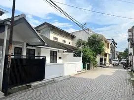 Dijual Rumah Minimalis Terawat di Jati Indah, Bandung