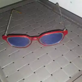 Kacamata Gaya Pria