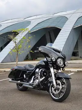 Harley Davidson Street Glide Special