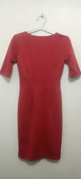 Dress pesta ukuran s