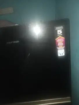 Kulkas 2pintu merek panasonic