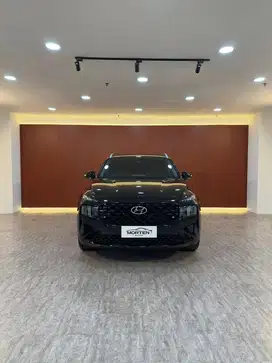 Hyundai Santa Fe D2.2 2021 LOW ODO!!!