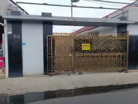 Di kontrakan rumah dalam Cluster