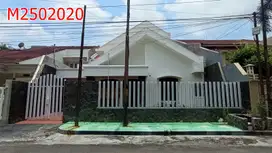 Disewakan Rumah Dharmahusada Indah Tengah dkt Pakuwon City Manyar