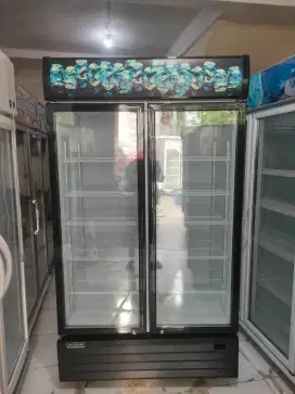 SHOWCASE CHILLER SECOND