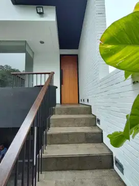 DIJUAL CEPAT MURAH RUMAH CANTIK STRATEGIS DI REMPOA TANGERANG SELATAN