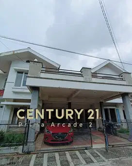 Rumah Luas Terawat Dekat Akses Tol di Graha Bintaro