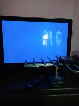 TV Digital bekas NGY 22inc + antena indoor