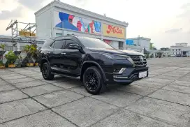 [Km 24rb] Toyota Fortuner 2.8 Vrz GR 2023