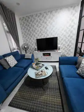 Modern Living di Graha Raya: Rumah 3 Lantai dengan 4 KT, TangSel
