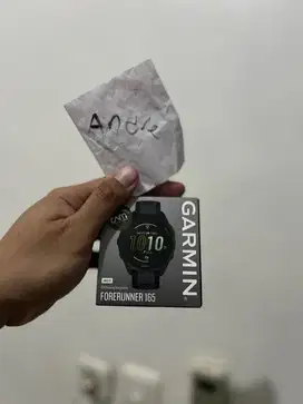Garmin Forerunner 165 non music BNIB New