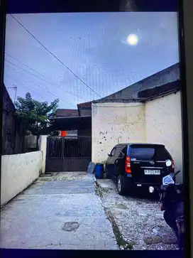 Di jual rumah berikut kontrakan