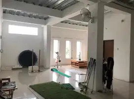 RUMAH 3 LANTAI! Harga Terbaik di Kedoya Baru!