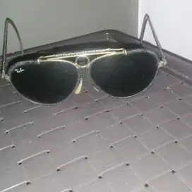 Kacamata Rayban