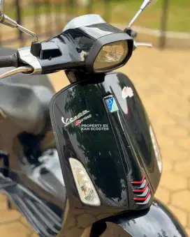 TERMURAH VESPA SPRINT 150 3V 2014 HITAM GLOSSY