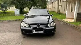Mercy c180 Kompressor Hitam 2004 Matic