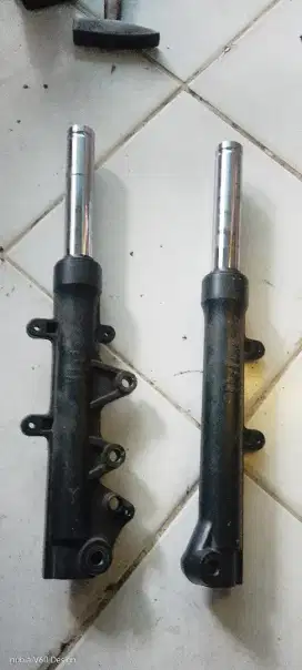 SHOCK DEPAN NMAX NEW ORI COPOTAN