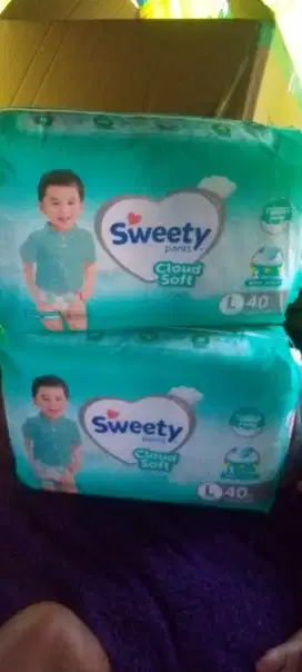 Pwmpers sweety isi 40 ukuran L cuma 50 rbu expayer smpe 2008..