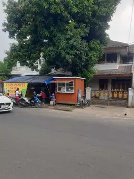 Rumah Lama 2lt di Jl Raya Nusa Indah Duren Sawit Jakarta Timur