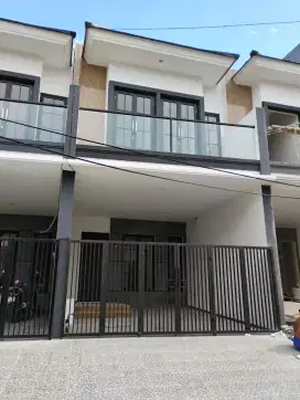 Rmh Baru Sby Pusat Ketintang Strategis Tgh Kota