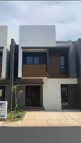Disewakan Rumah Baru Siap Huni Di Sumarecon Crown Gading Bekasi