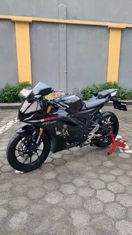 R15 V4 GANTENG PARAH MULUS MURAH