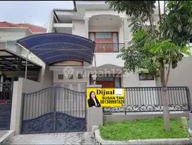 Dijual Rumah Graha Family dekat Pakuwon indah dan citraland hanya 4 M