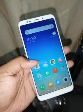 Redmi 5 plus ram 3/32gb hp aja batangan