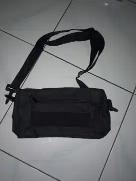 Tas selempang pria