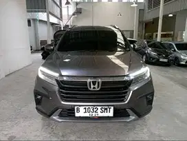 Honda BRV E AT 2022 Abu-abu PREMIUM B1032SMT