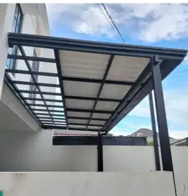 Kanopi rangka baja ringan atap kombinasi transparan