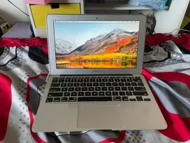 Apple MacBook Air 11-inch
