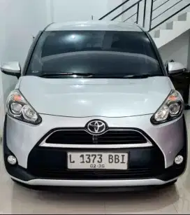 Toyota Sienta V Matic 2019