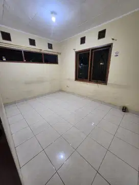 Rumah Strategis Cocok Untuk Kost di Cijagra Turangga Buahbatu