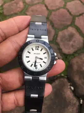 Jam tangan Bvlgari klasik langka